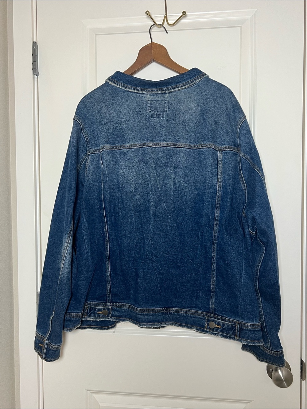 Universal Thread Classic Blue Denim Jacket 4X - Picture 3 of 5